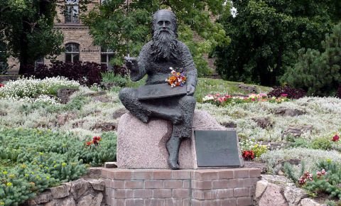 Памятник Вольдемару Ирбитам