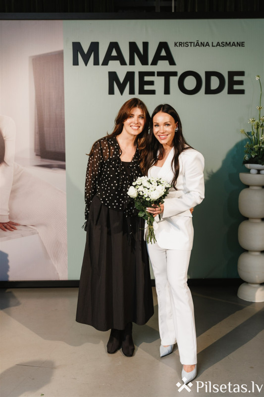 Sievišķīgā gaisotnē prezentēta Kristiānas Lasmanes veselīgo recepšu grāmata “Mana Metode”