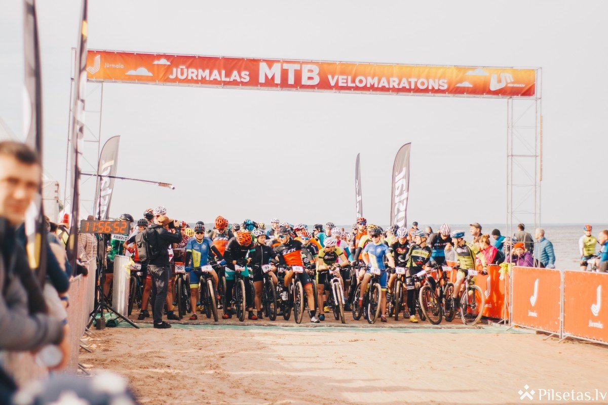Ar ikgadējo Jūrmalas MTB velomaratonu krāšņi noslēdz  kalnu riteņbraukšanas sezonu