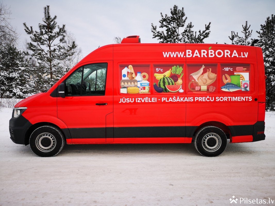 Pasūtījumu skaitam trīskāršojoties, interneta veikals “Barbora” Latvijā atklāj savu pirmo autoparku