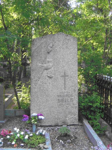 Место захоронения педагога Валерии Сейле (1891-1970)