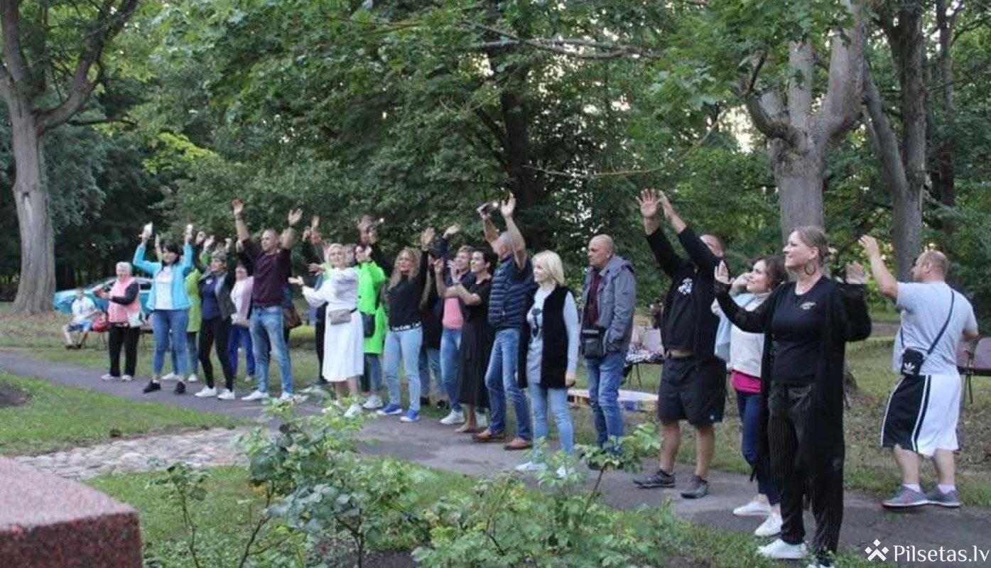 Ielūdz saimnieki un saimnieces