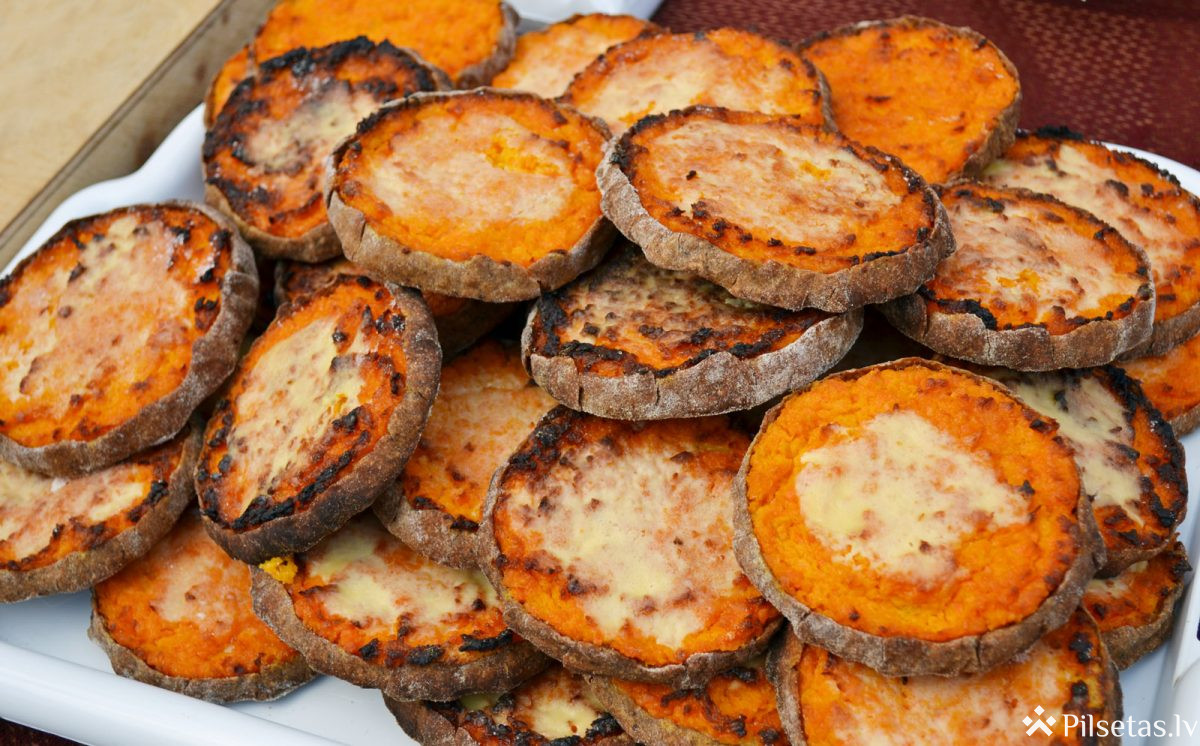 Sklandu rau&scaron;i un vīra rau&scaron;i.