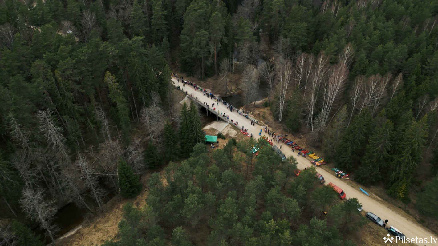 Aktivitātes visai ģimenei brīvā dabā pie Tebras upes