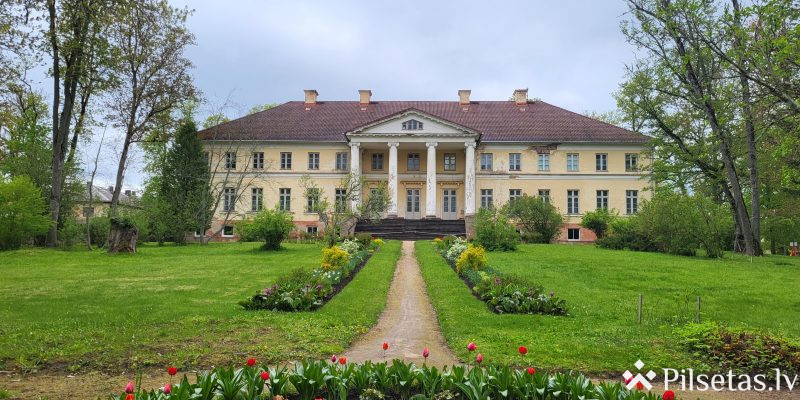 От ягнёнка до барана, от нитки до одеяла