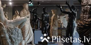 Interaktīva nodarbība bērniem: Skulptūru mežs