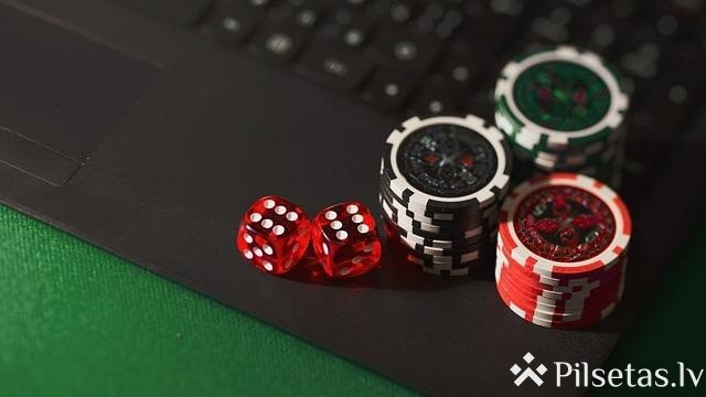Kā izvēlēties cienījamu tiešsaistes kazino?