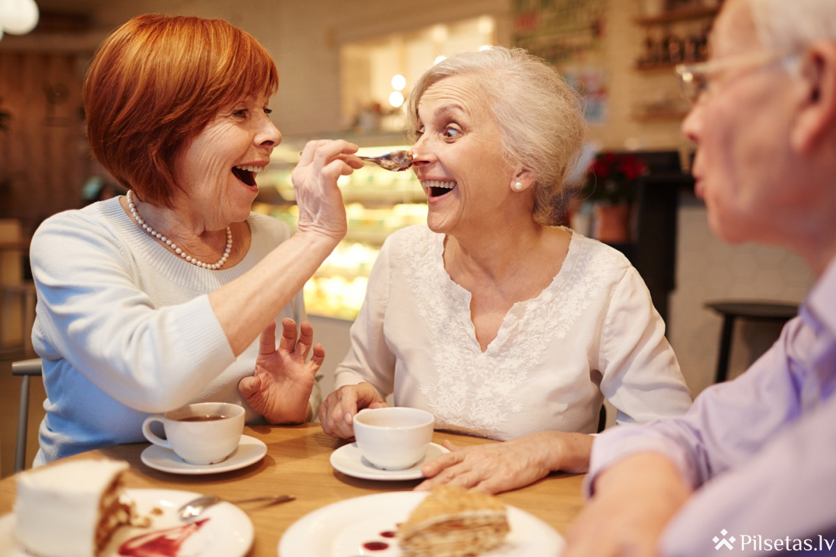 Kas ietekmē mūsu spēju baudīt ēdienu ilgtermiņā